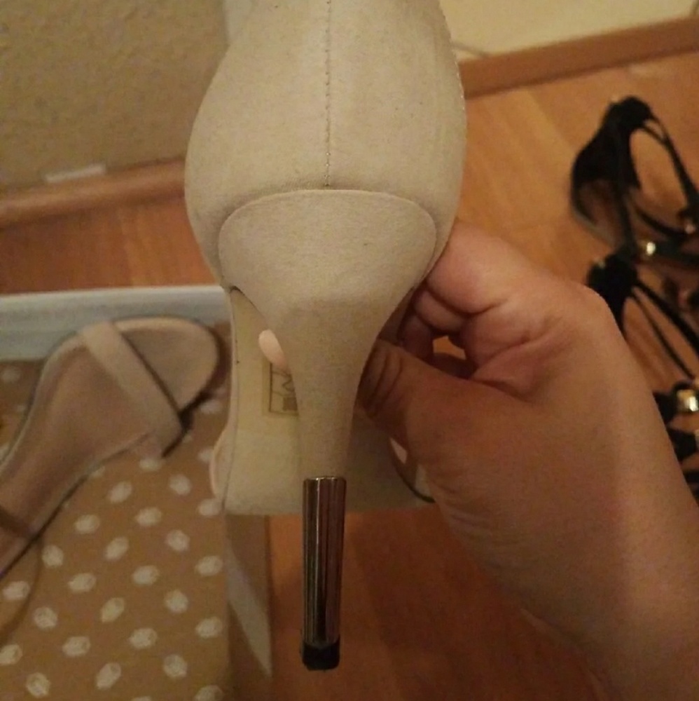 Call it Spring heels. - Picture 2 of 4